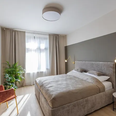 Eleven Apartman